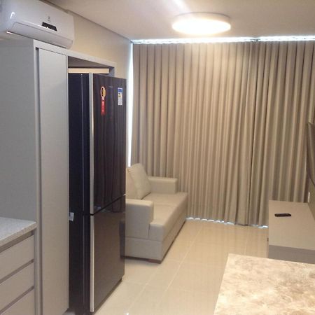 Flat Mobiliado De Luxo Perto Do Goiania Shopping Apartment Exterior photo